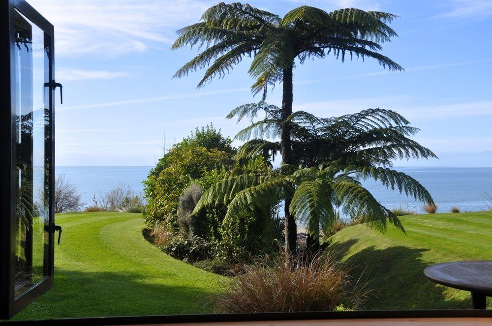 Adrift In Golden Bay- Absolute Beachfront Villas (Adults Only) Collingwood Exteriör bild